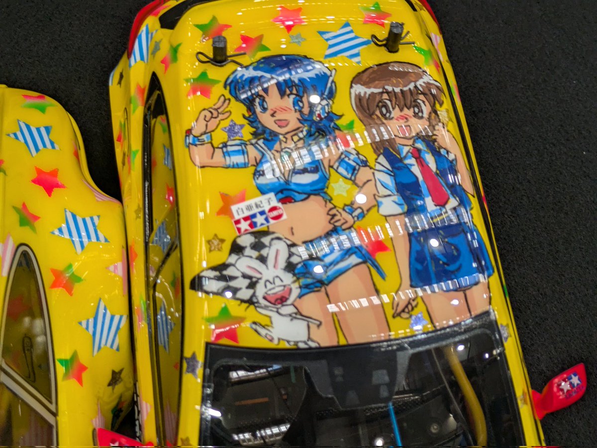 TEAM_BAKAUKE's tweet photo. タミグラ広島大会2日目のコンデレで一番気になった作品。
昨年に続きモ子ちゃん、
今年は白亜紀子も🤩
小さな星も手塗りで
背景色もセンスが素晴らしいです。
なんと、初日のアート作品と同じ方でした。
すっかりこの方の作品のファンになりました😊
今回もコンデレ受賞おめでとうございました✨ https://t.co/e2RpfltXat