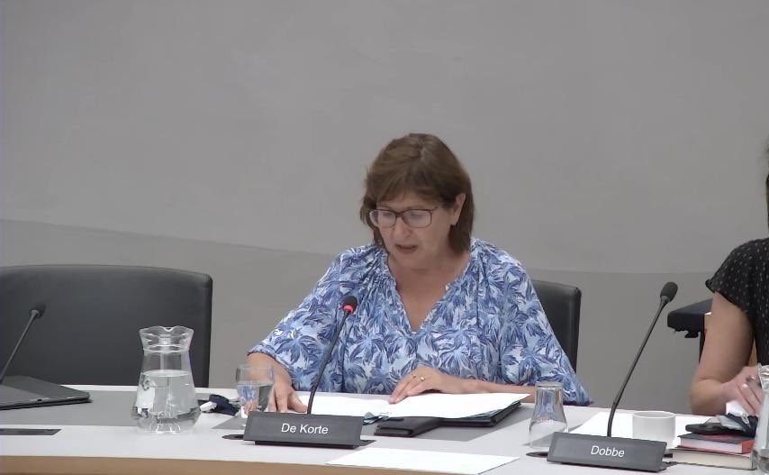 WO=MEN, Dutch Gender Platform (@genderplatform) on Twitter photo Sterke inbreng van NSC Kamerlid <a href="/RiadeKorte/">Ria de Korte</a>: “Vrouwenrechten dreigen te verdwijnen in het BHO budget. Dat is onacceptabel. Vrouwen en gender verdienen onze steun. Daarom dienen we samen met <a href="/Danielle_H_BE/">Danielle Hirsch</a> een amendement in om het budget hiervoor met 20 miljoen te behouden.” (2/?) Sterke inbreng van NSC Kamerlid <a href="/RiadeKorte/">Ria de Korte</a>: “Vrouwenrechten dreigen te verdwijnen in het BHO budget. Dat is onacceptabel. Vrouwen en gender verdienen onze steun. Daarom dienen we samen met <a href="/Danielle_H_BE/">Danielle Hirsch</a> een amendement in om het budget hiervoor met 20 miljoen te behouden.” (2/?)
