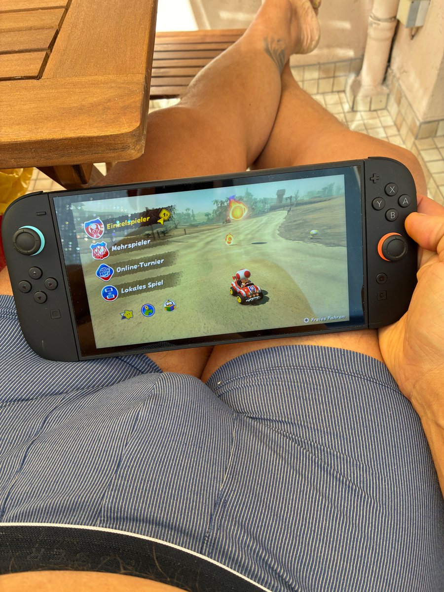 Summer Switch 2 Mode

#daddy #mariokartworld #gaymer #switch2