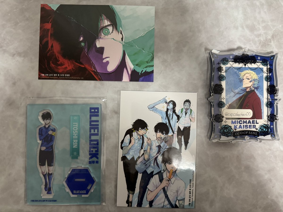 【 交換･譲渡 】 ブルーロック 32巻 韓国限定版 アクリルスタンド イラストカード

譲 ) 糸師 凛 22セット

求 ) 2,000円/セット+送料 or 異種カイザー

✧ 20冊追加予定のため合計42セット
✧ イラストカード2枚セット(画像2枚目)
✧ 異種カイザーは同等額or差額精算

お気軽にお声掛けください🌸