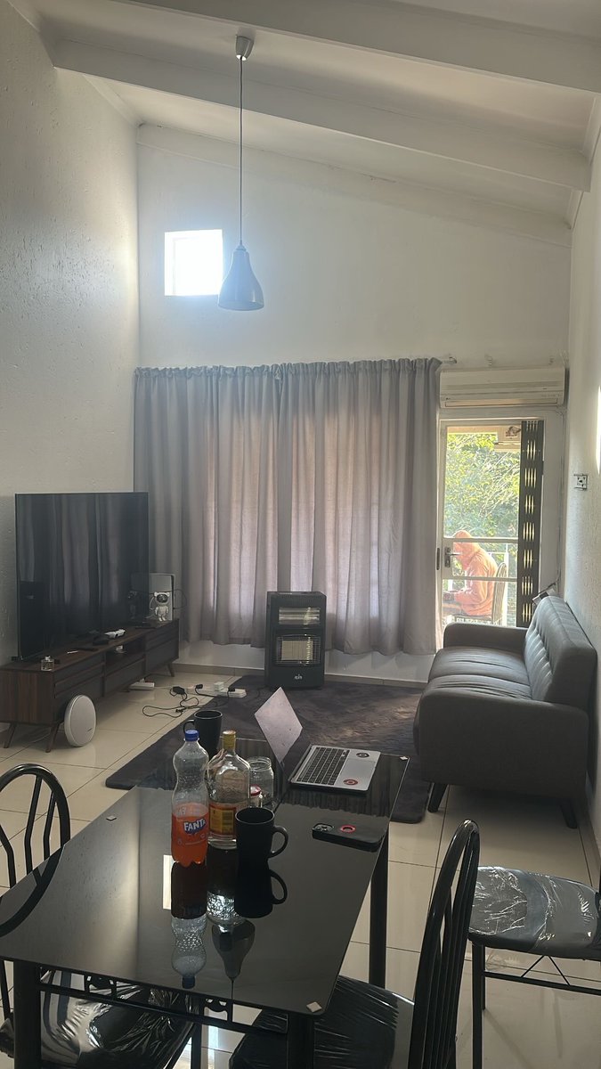 classikfredrick's tweet photo. No better thing than having your own space. https://t.co/OyIEoUkY1A