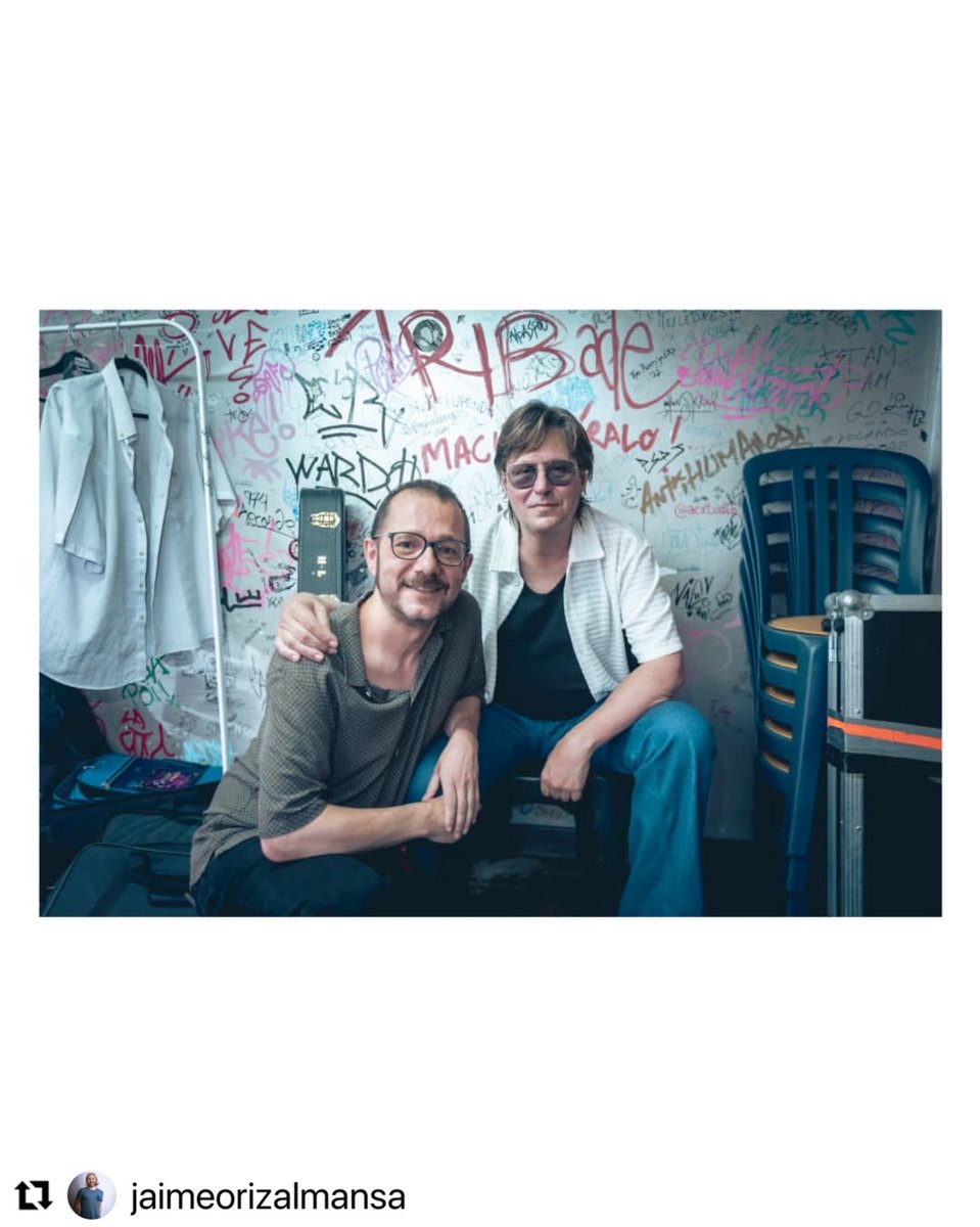 #NachoVegas cerró la programación del 25 aniversario de @la_lata_de_bombillas en <a href="/salalopez/">Sal A Lopez</a> 

Estupendamente acompañado por Hans Laguna y Ferrán Resines, Nacho se hizo fuerte por fin con algunos de los temas más famosos de su cancionero exquisito

#Rt @jaimeorizalmansa 📸 
#NVyTE