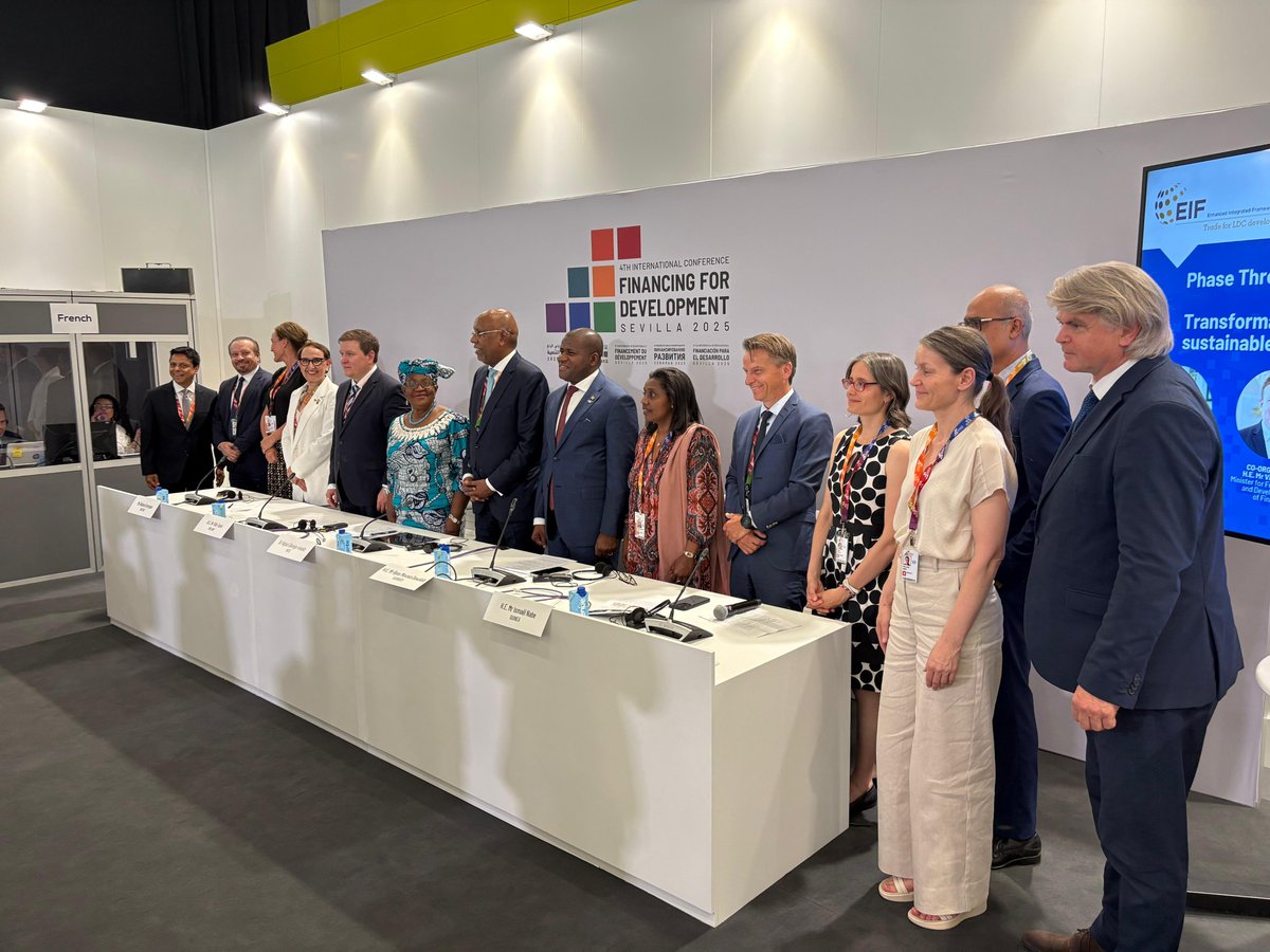 EIF4LDCs's tweet image. 🚨 Happening now in Sevilla!
Global leaders are gathered for our EIF high-level session on Phase Three 🌍✨
Ministers from Djibouti, Finland & Guinea, WTO DG, UNCTAD SG & key partners are sparking bold ideas & fresh momentum for the LDCs.