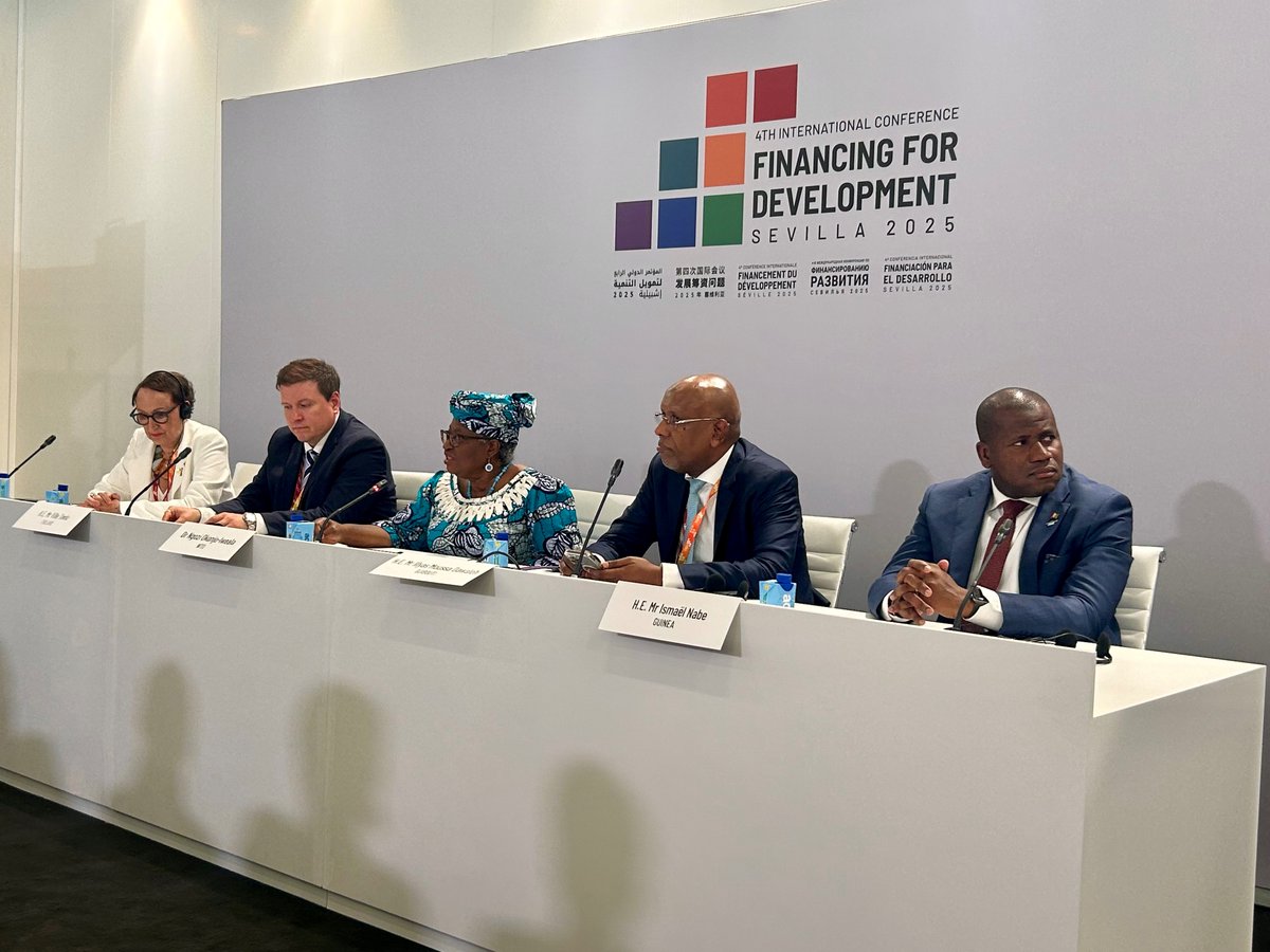 EIF4LDCs's tweet image. 🚨 Happening now in Sevilla!
Global leaders are gathered for our EIF high-level session on Phase Three 🌍✨
Ministers from Djibouti, Finland & Guinea, WTO DG, UNCTAD SG & key partners are sparking bold ideas & fresh momentum for the LDCs.