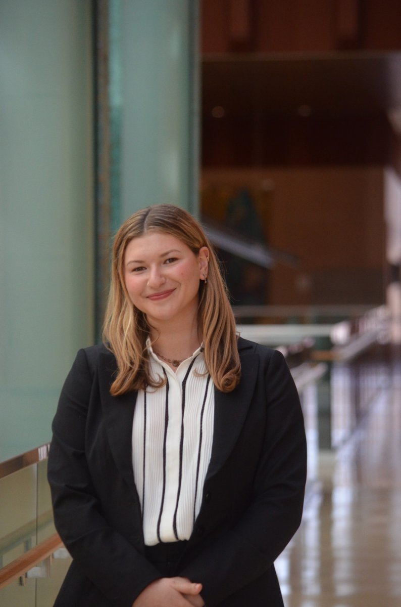 Orli Katz ’20 was never one to stay in a single lane. Whether digging into complex theories in the classroom, diving for volleyballs or editing the student newspaper, she made the most of every opportunity at Lausanne. Doing it all with excellence. lausanneschool.com/athletics-news…