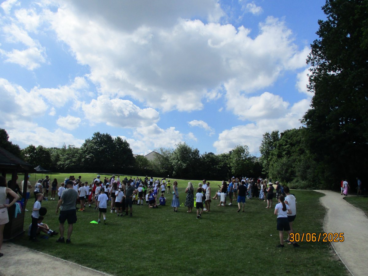 Our Year 5 and 6 Sports Day was a brilliant celebration of energy, effort, and enthusiasm! Despite the soaring temperatures, our pupils showed incredible resilience and determination, staying hydrated, supporting one another, and giving their best in every event.