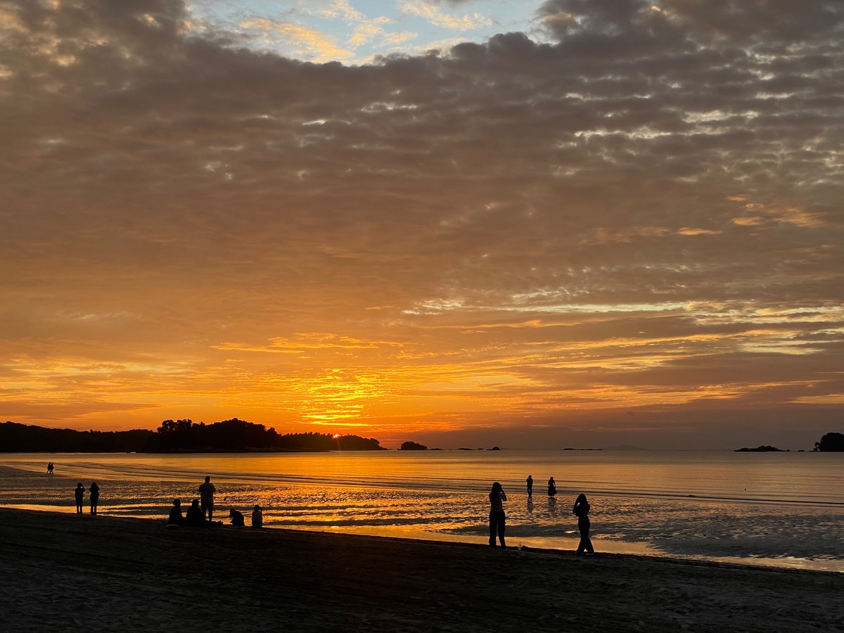 draftme_____'s tweet image. 🌅🧡