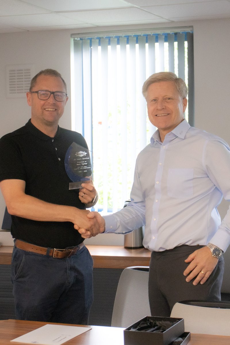 MapalLtd's tweet image. CELEBRATING 20 YEARS SERVICE๐
Matt has been a big part of our operations and played an essential role in keeping our production running smoothly.
Join us in celebrating Matt's loyalty, leadership and passion that has helped define the MAPAL UK journey.
#MAPAL #ServiceAward
