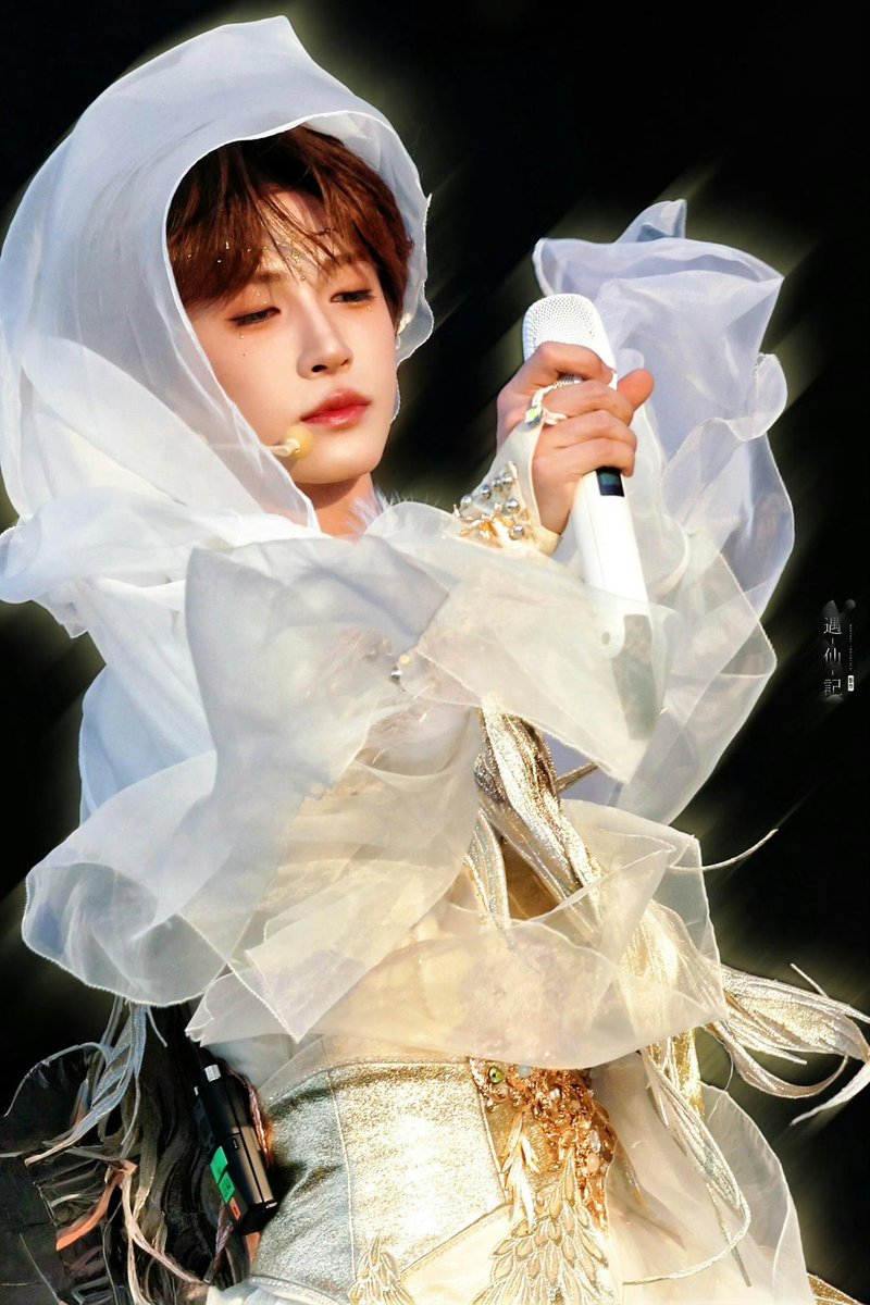 G_Charlie_Liuyu's tweet photo. 从此不敢看观音🙇🏻‍♀️
Cr.遇仙记·刘宇

#LiuYu #刘宇 #リュウユ
#리우위 #หลิวอวี่ #LưuVũ https://t.co/HaIlHkQLLe