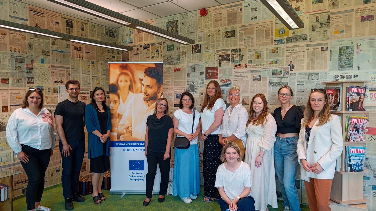 🇪🇺 U nas się dzieje!
Partnerzy projektu „Europa w woj. dolnośląskim” znów razem 💬

Planowaliśmy wspólne wydarzenia i kampanie – wszystko z myślą o Was!

Działamy 🙌
 
Po więcej szczegółów zaglądajcie na naszego Facebooka! 🔍

#EuropaBlisko #DolnyŚląsk #EUinmyRegion