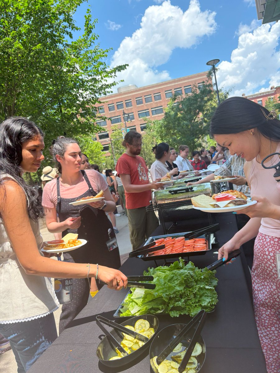 KilachandCenter's tweet image. Another great turnout for the @KilachandCenter Community Barbecue! Fortunate that we always get such good weather for these!