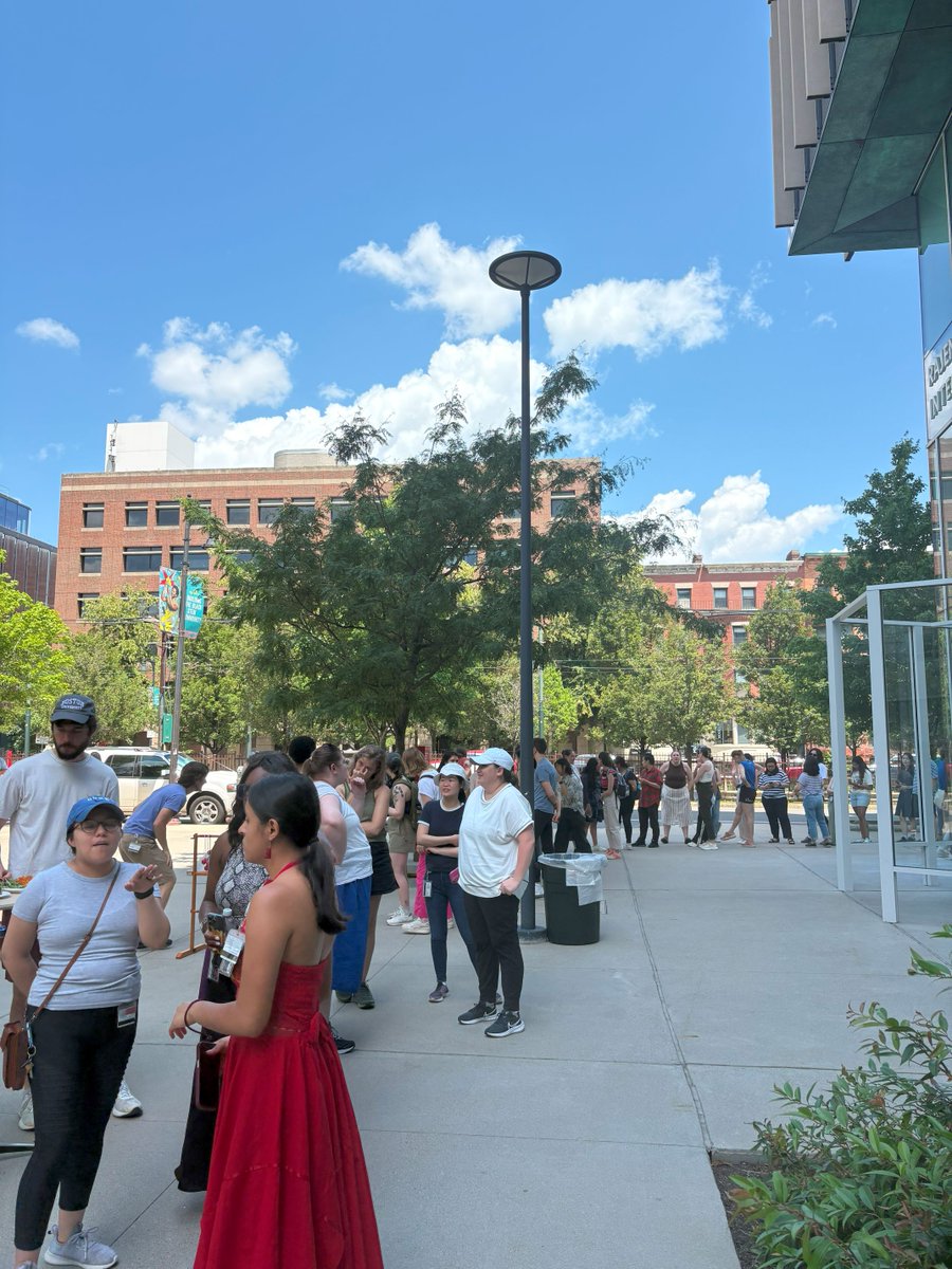 KilachandCenter's tweet image. Another great turnout for the @KilachandCenter Community Barbecue! Fortunate that we always get such good weather for these!