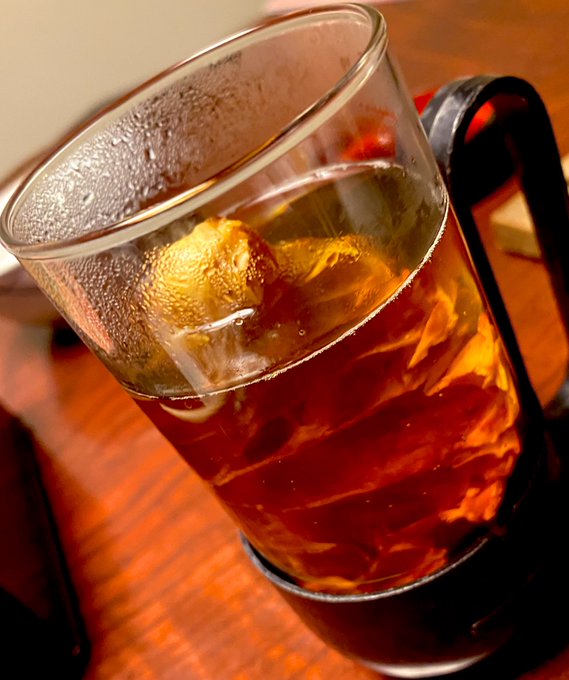 かにしゃけぇ

赤だしにもカニ

かににぃ
うまみぃ 