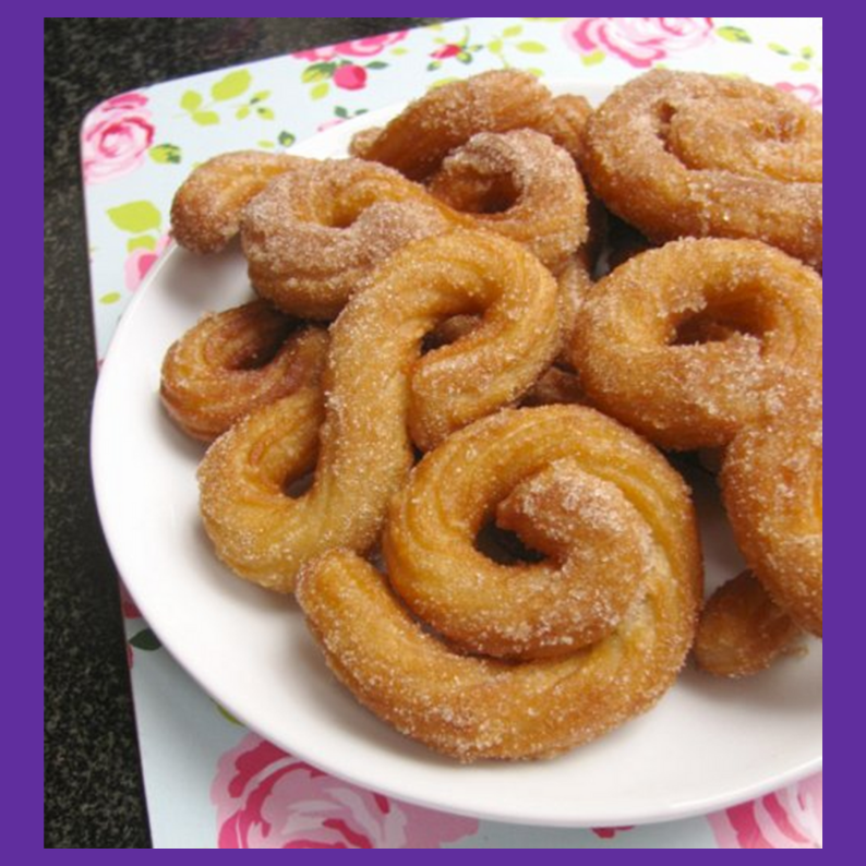 AnulasKitchen's tweet image. It's here! 🥰 Hours of work, writing, photos &amp;amp; putting it all together 🤓 32 reliable #vegan baking recipes on 70 pages! My biggest &amp;amp; my favourite eBook up to date! 🍰 
If you can support me by passing this on, or buying 😘 here's the link: etsy.me/3ZRZ3ic
Thank you 💚🫶