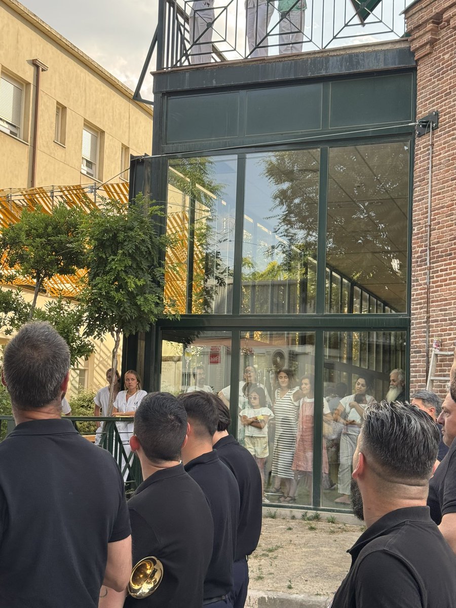 De los mejores espectadores que ha tenido <a href="/Amarrado_Avila/">El Amarrado de Ávila</a> en estos 25 años, los niños del hospital del niño Jesús de Madrid, que hasta con el suero puesto, bajaron entre cristales a vernos. Esperamos haberlos hecho pasar el domingo un poco más ameno.