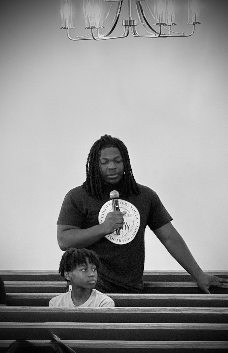 BWilliams_65's tweet image. #AGTG Youth Experience Program at Church yesterday! #NoDaysOff doesn’t include Sunday! 1 John 2:17. #SeniorSzn #OnSundays… #WeRest. 🙏🏾🏡 🏈
@FootballSPHS @Kingat3069 @MrsWilliamz2010