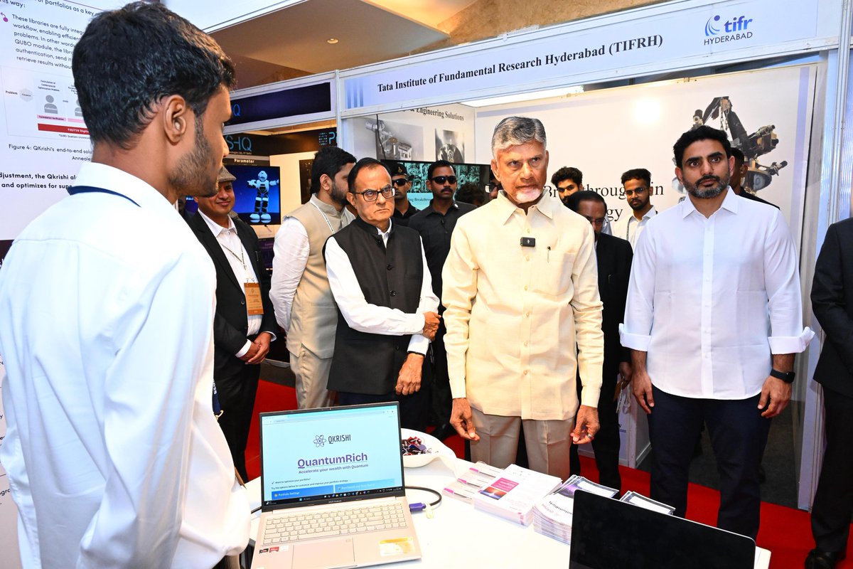 ncbn's tweet image. #QuantumValleyInAP 
In 1995, I championed the IT revolution in Andhra Pradesh to create jobs for empowering our youth and to attract investments for the state&apos;s growth. Today, in 2025, I am making the same commitment to Quantum Technology.

By January 1, 2026, Amaravati will host…