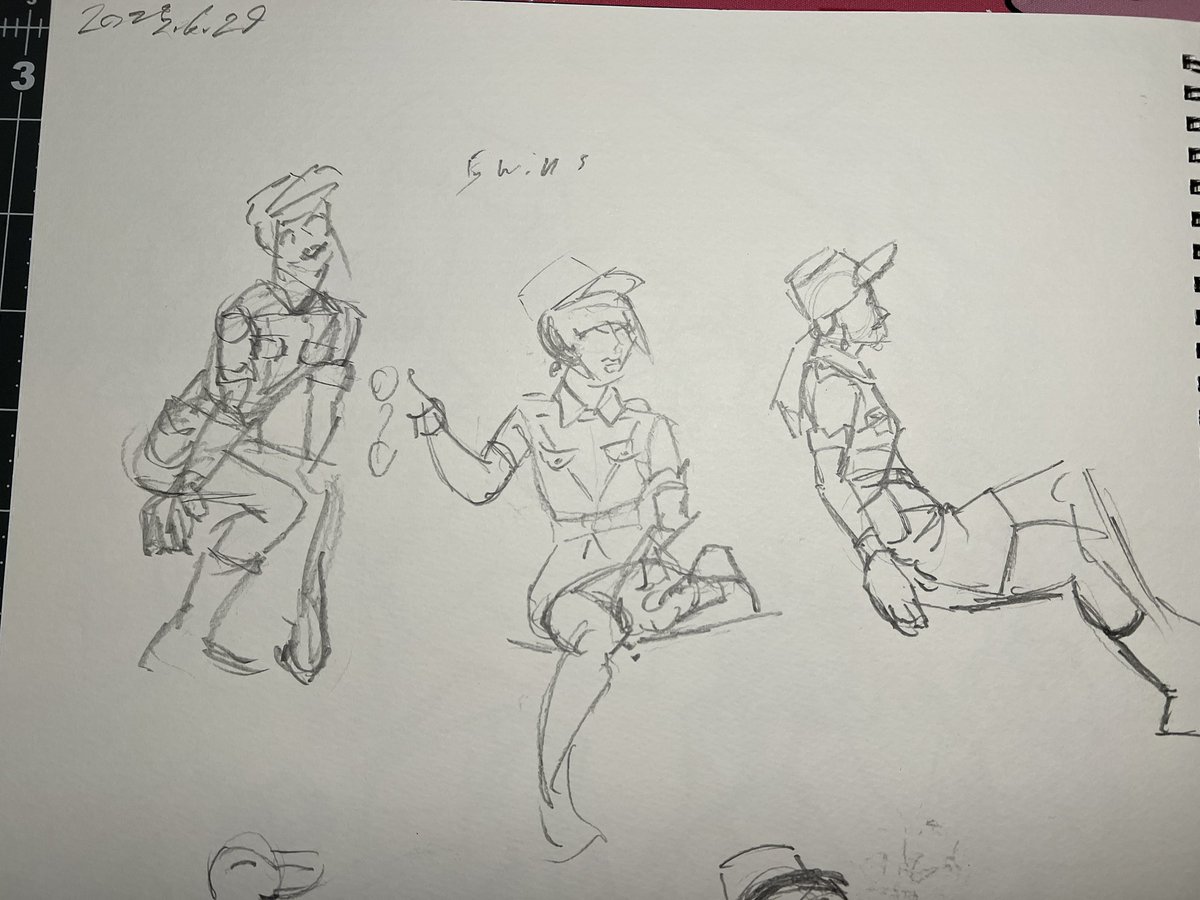 StudioKongou's tweet photo. Cosplay figure drawing session: officer Jenny https://t.co/HbJtLqmWnb