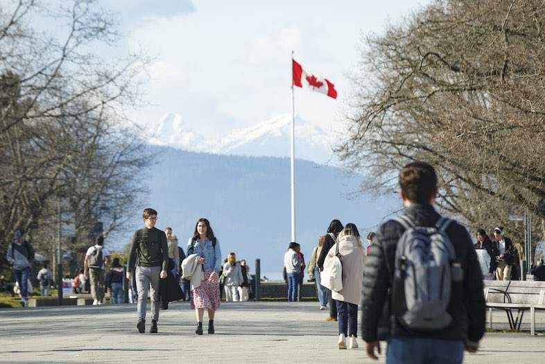 Canadian youth should have a universal gap year theglobeandmail.com/opinion/articl…