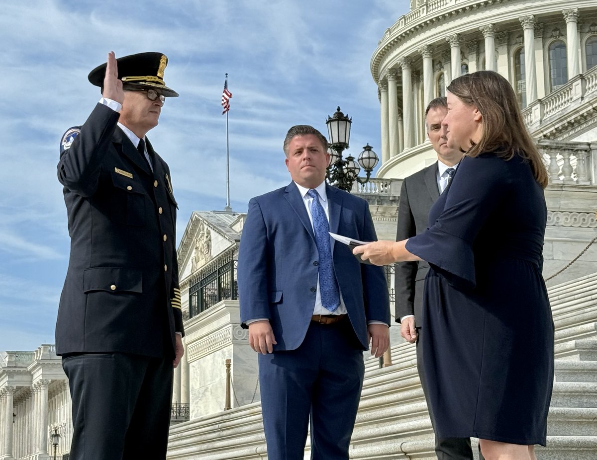 CapitolPolice's tweet image. Chief Michael G. Sullivan was just sworn in as our new chief at the U.S. Capitol.
During his 30-year law enforcement career, Chief Sullivan has focused on increasing transparency, improving departmental efficiency, and fostering strong relationships.
Welcome Chief Sullivan!