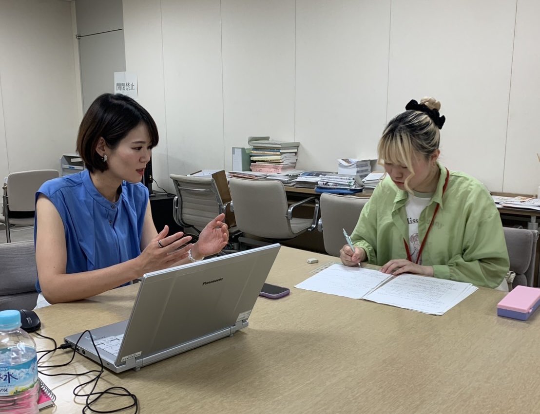 r_shinohara525's tweet image. 今日は当選後初登庁。
お世話になっていた都職員の皆様や議員の先輩とも再会でき、またご一緒できること、嬉しく思います✨
早速頂いているご相談の解決に向けて取り組んでいます。
お待たせしている皆様、一つ一つ進めていきますのでよろしくお願いします🙇…
