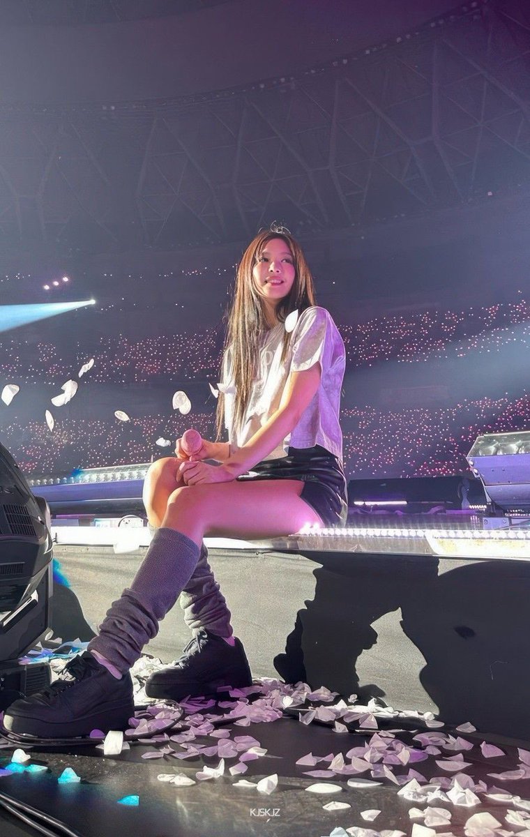 bpinkconcerts's tweet image. JENNIE IN REAL LIFE