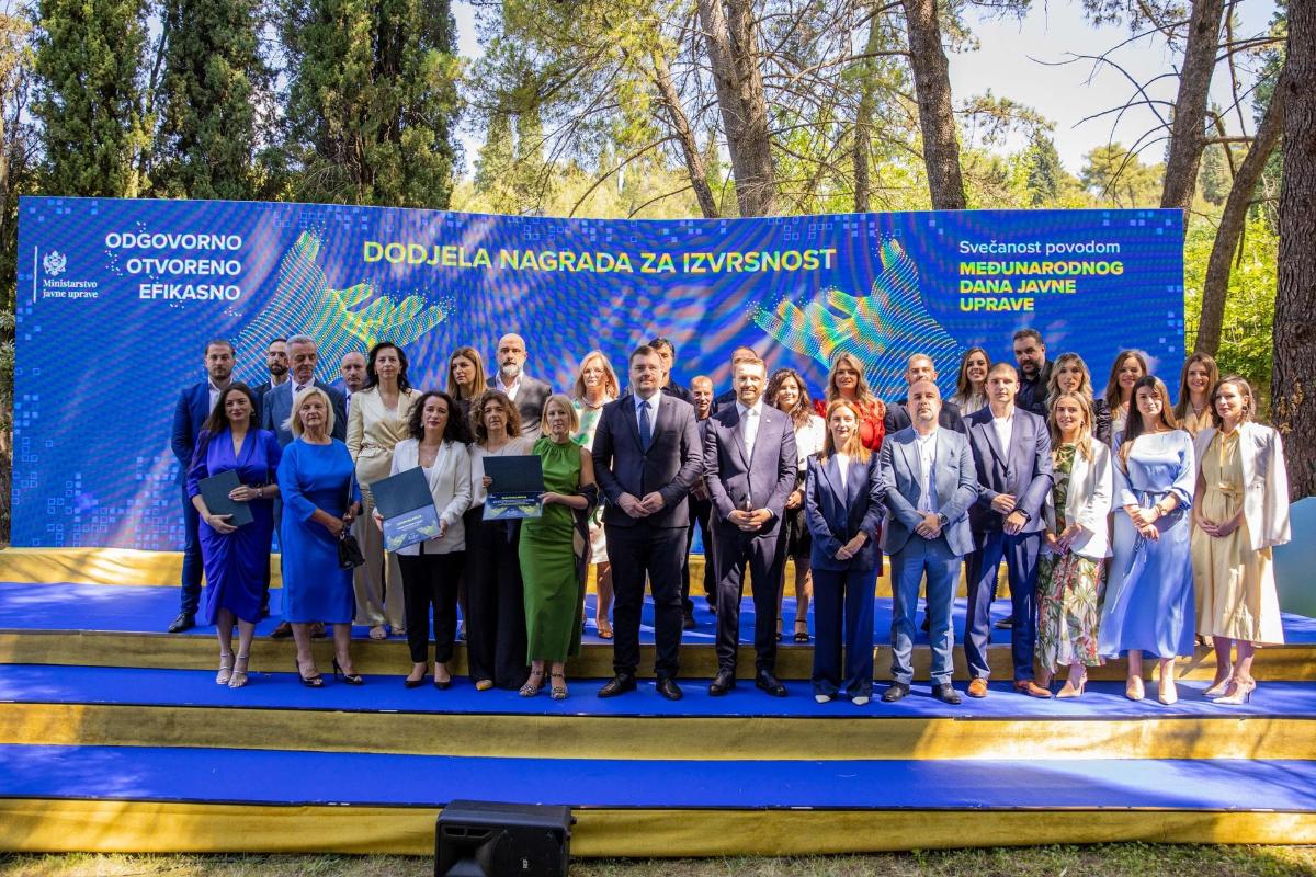 Director Handjiska Trendafilova at the celebration of the Public Administration Day in Montenegro: "Strong institutions rely on competent, motivated, and empowered public servants – people with strength and purpose."
👉respaweb.eu/0/news/793