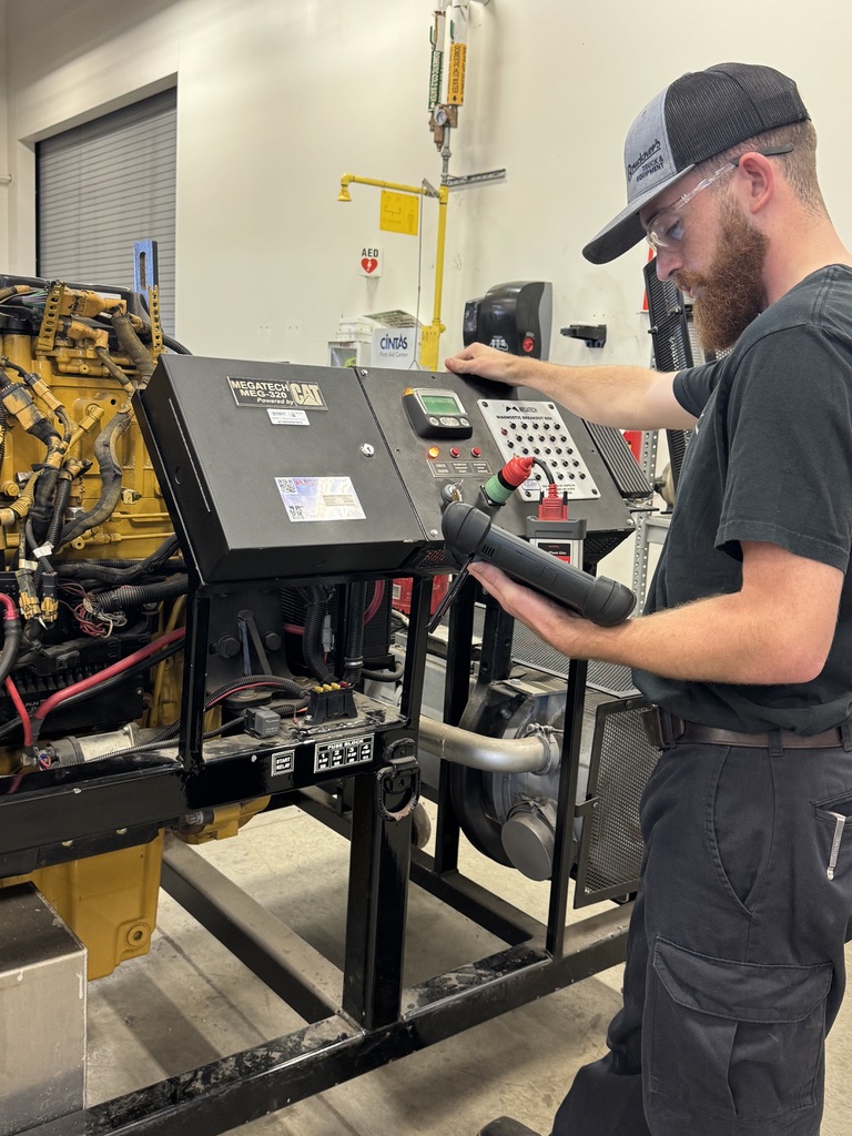 Former Marine Nathan McDivit brought his drive and discipline to the Diesel Equipment Technology program! Now, he’s mastering a full course load, working full time, supporting his family! Learn all about him at bit.ly/44lt9fa 🛻⛽️