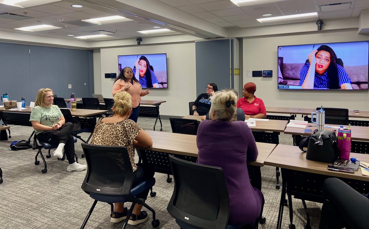 We just wrapped up our very first Level-Up Manager Academy for the Ohio managers! This Level-Up Manager Training was designed with a clear mission: to empower newly hired and tenured managers with the skills and strategies. Congratulations on this milestone!