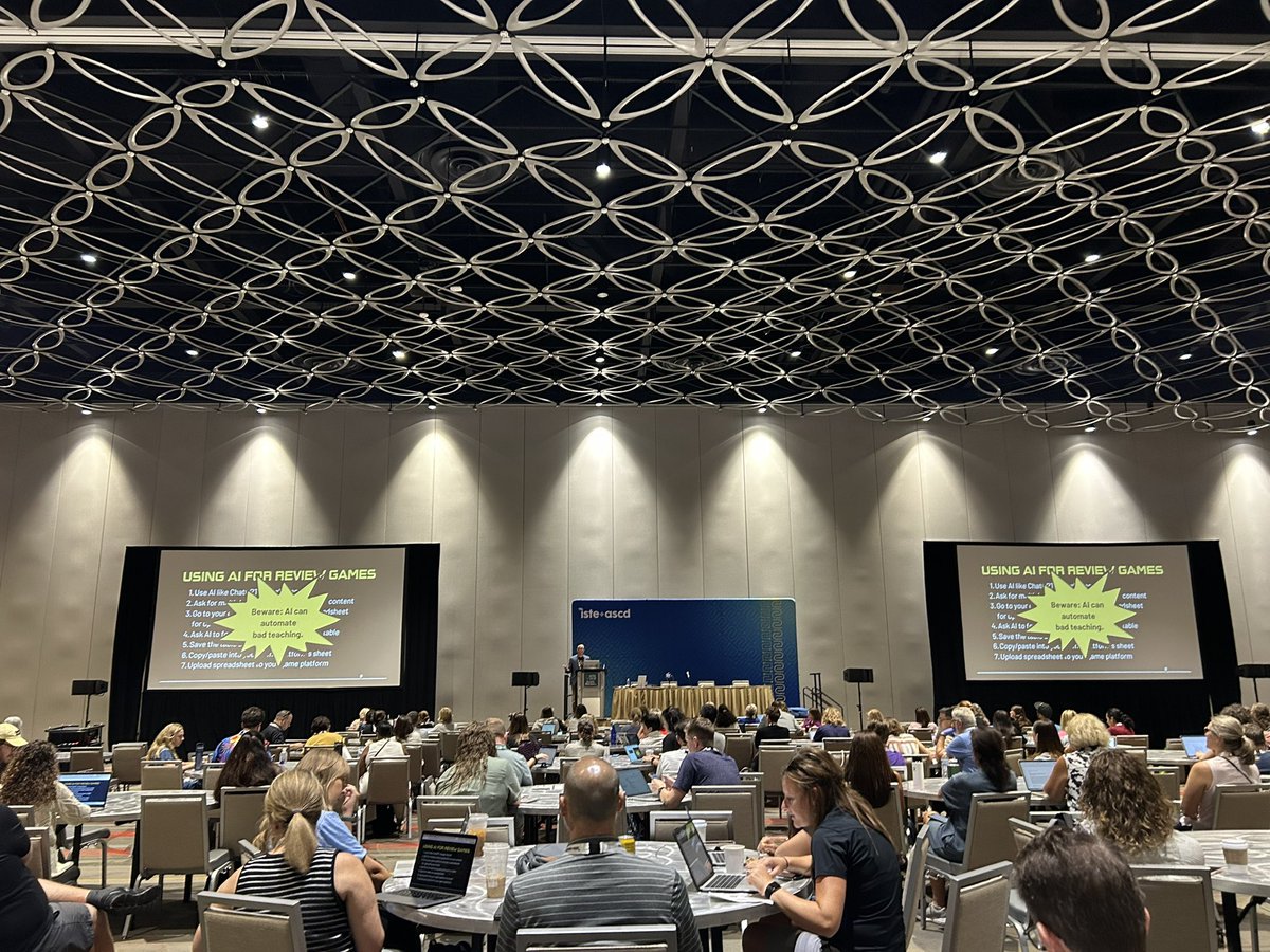 Amanda Kavanagh tweet media