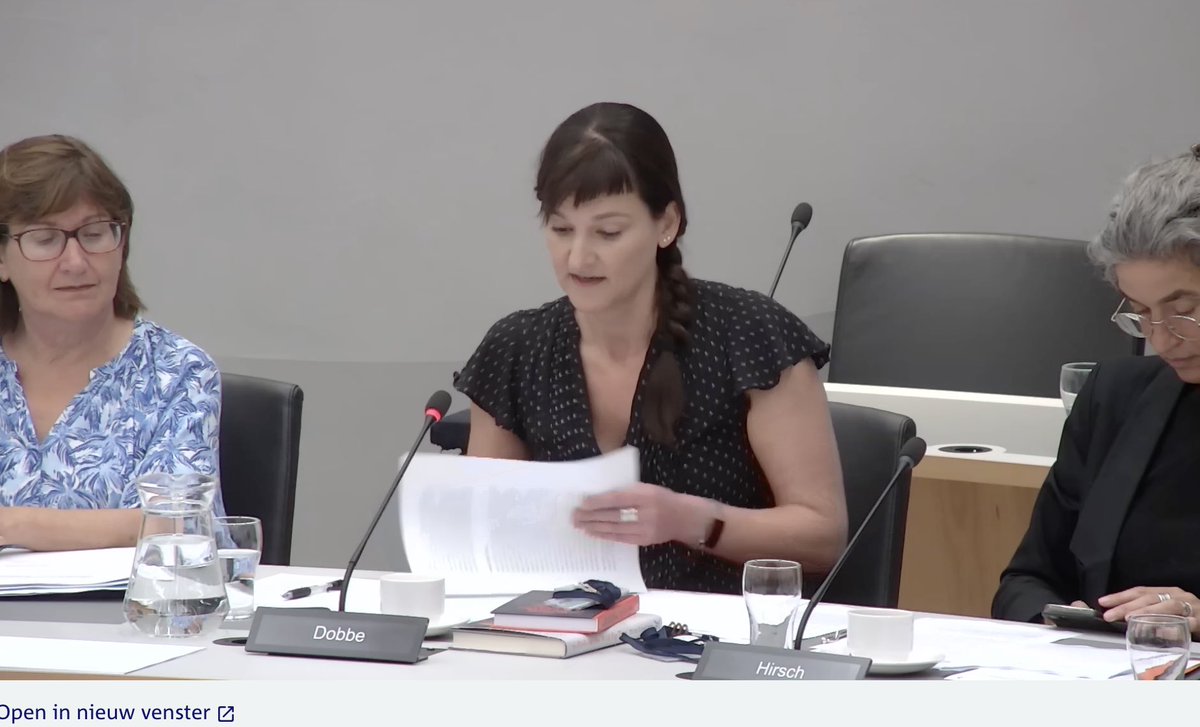 WO=MEN, Dutch Gender Platform (@genderplatform) on Twitter photo <a href="/RiadeKorte/">Ria de Korte</a> <a href="/Danielle_H_BE/">Danielle Hirsch</a> “Steun voor vrouwenrechten gaat over recht op participatie, onderwijs, leefbaar loon. Vrouwenrechten staan wereldwijd onder druk en het kabinet bezuinigt, schrapt het Feministisch Buitenlandbeleid. Is <a href="/ministerBZ/">Caspar Veldkamp</a> bereid dit te herstellen?” 💪 vraag van SP TK-lid <a href="/sarahdobbe/">Sarah Dobbe</a> (4/?) <a href="/RiadeKorte/">Ria de Korte</a> <a href="/Danielle_H_BE/">Danielle Hirsch</a> “Steun voor vrouwenrechten gaat over recht op participatie, onderwijs, leefbaar loon. Vrouwenrechten staan wereldwijd onder druk en het kabinet bezuinigt, schrapt het Feministisch Buitenlandbeleid. Is <a href="/ministerBZ/">Caspar Veldkamp</a> bereid dit te herstellen?” 💪 vraag van SP TK-lid <a href="/sarahdobbe/">Sarah Dobbe</a> (4/?)