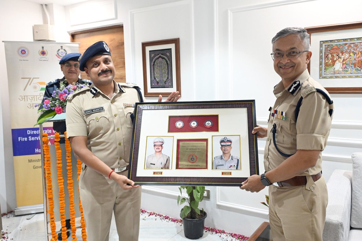 DGFSCDHG🇮🇳 tweet media