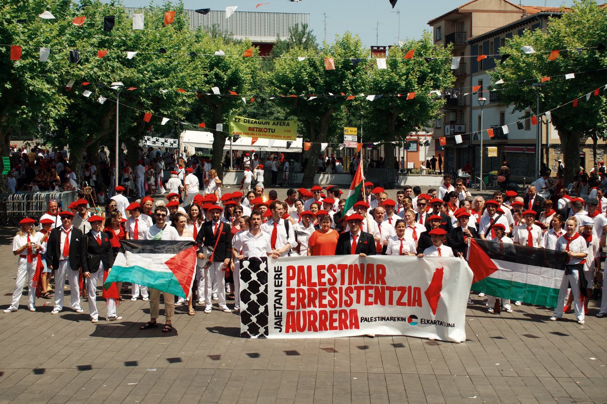 Bidasoko_gla's tweet photo. Palestina askatu! 🇵🇸 https://t.co/Hzj8rmY2Ui