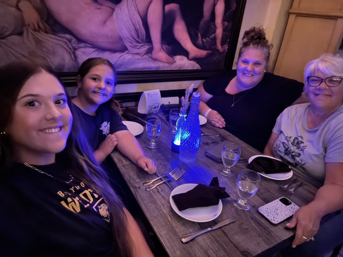 After a successful day at the field here in NJ , my family and I tried this Italian restaurant called Monticello’s. So good and great atmosphere.