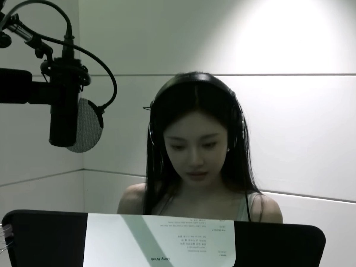 ningningphotoo's tweet photo. #ningning https://t.co/c92q1L5bBS