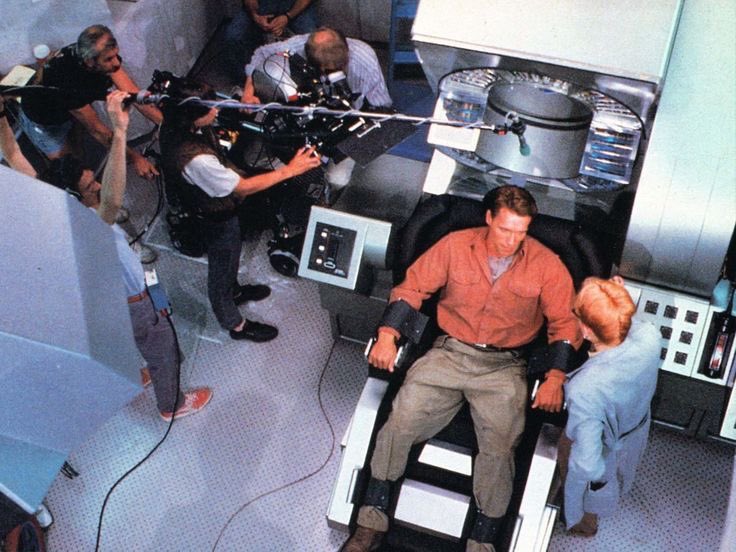 BobaFettANHSE's tweet image. #totalrecall #behindthescenes🎬 #filmmaking 1990