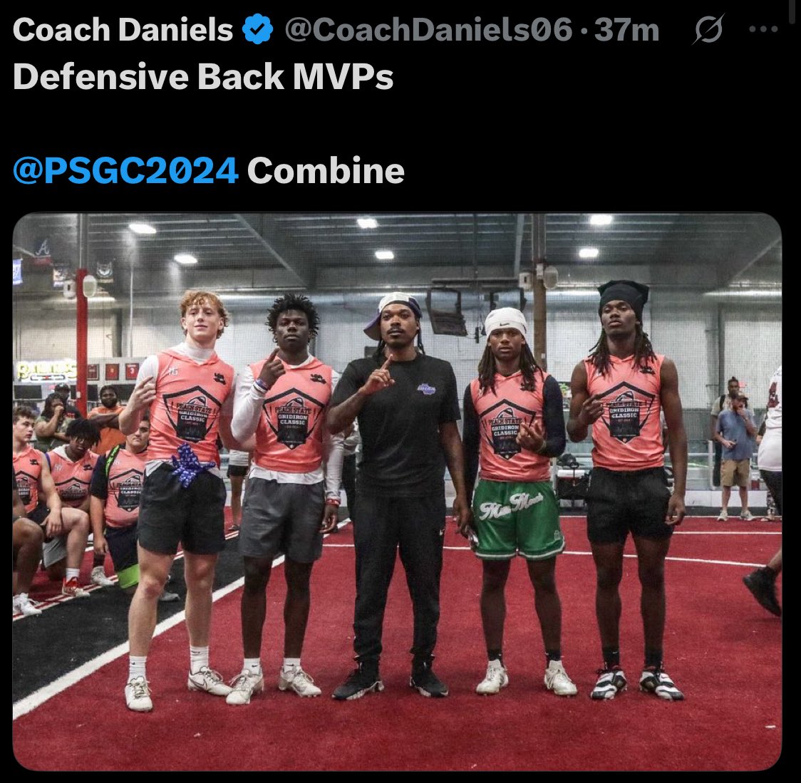 17Starz_'s tweet photo. It’s been a great camp season so far. Time to tune up for the season. Top db MVP 😤#mycraft #ThankYouJESUS @RecruitGeorgia @RecruitNE_GA @McEachernFtball @ExpoRecruits @RadarHitList @coachdaniels @routeking_1 @_CoachMcGhee https://t.co/h0YARtvaak