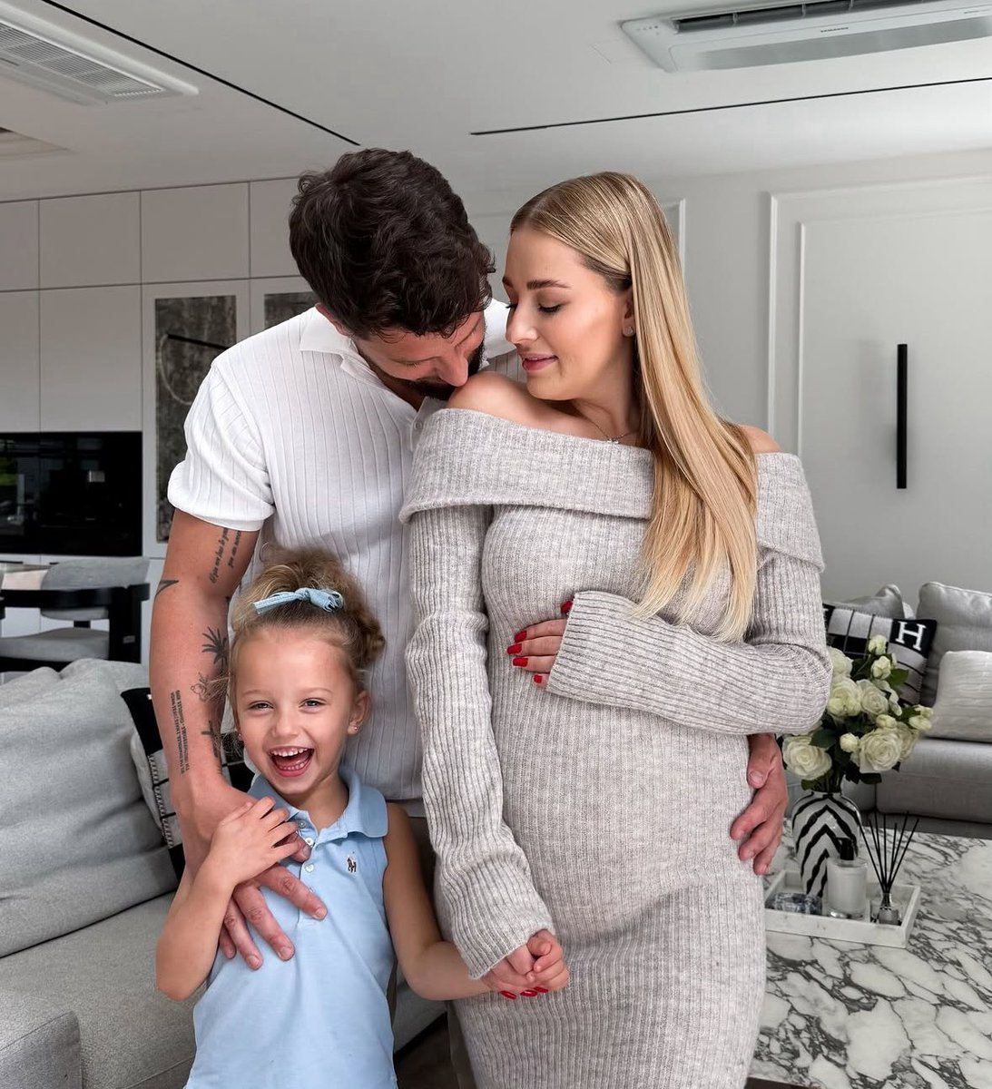 🌐 ᴛʜᴇᴘᴏʟᴀɴᴅɴᴇᴡs 🌐 tweet media