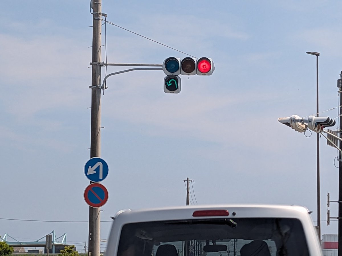 博士ちゃんで紹介された静岡県西部の3つの信号機を見てきました。特に