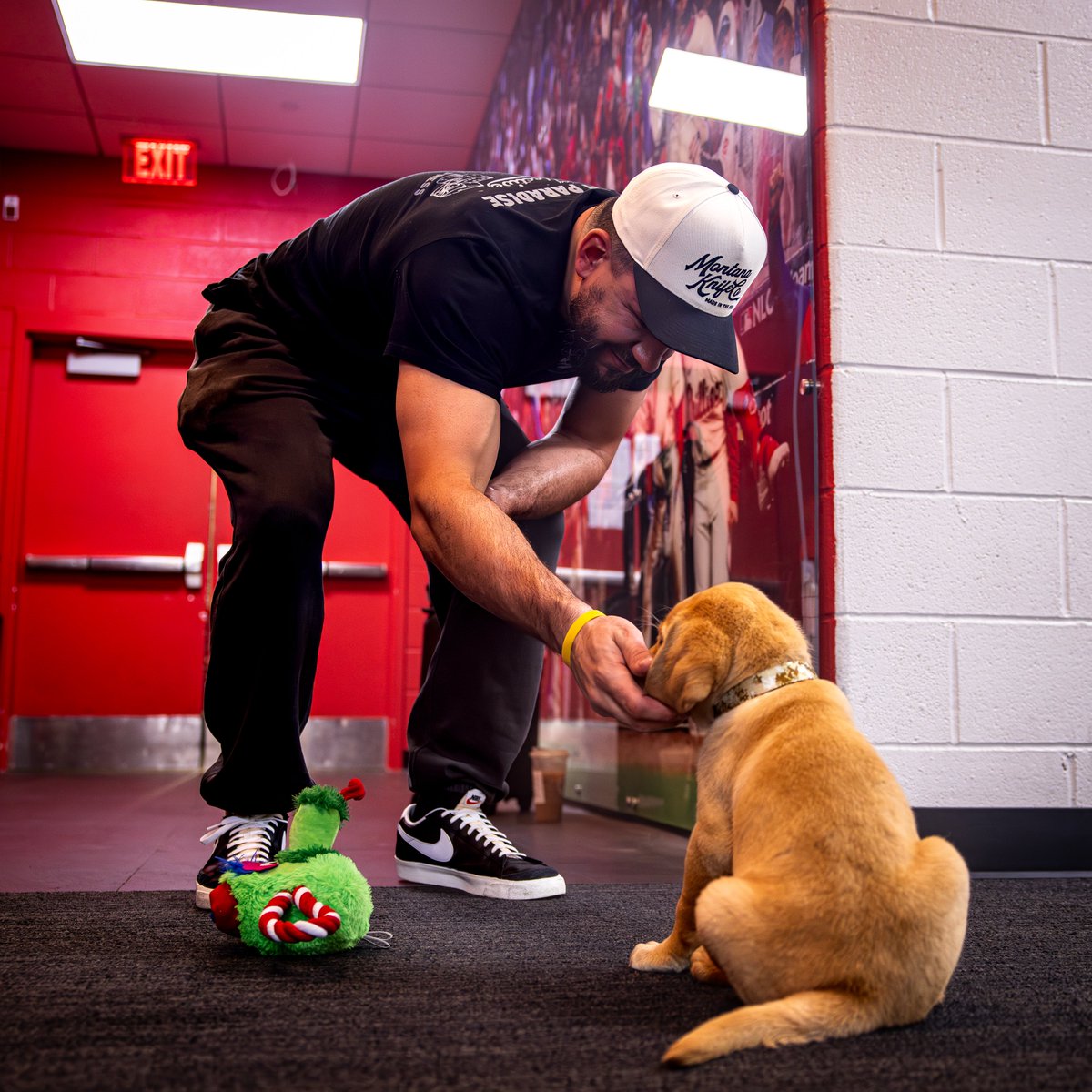 A warm welcome for the newest member of our clubhouse ❤️