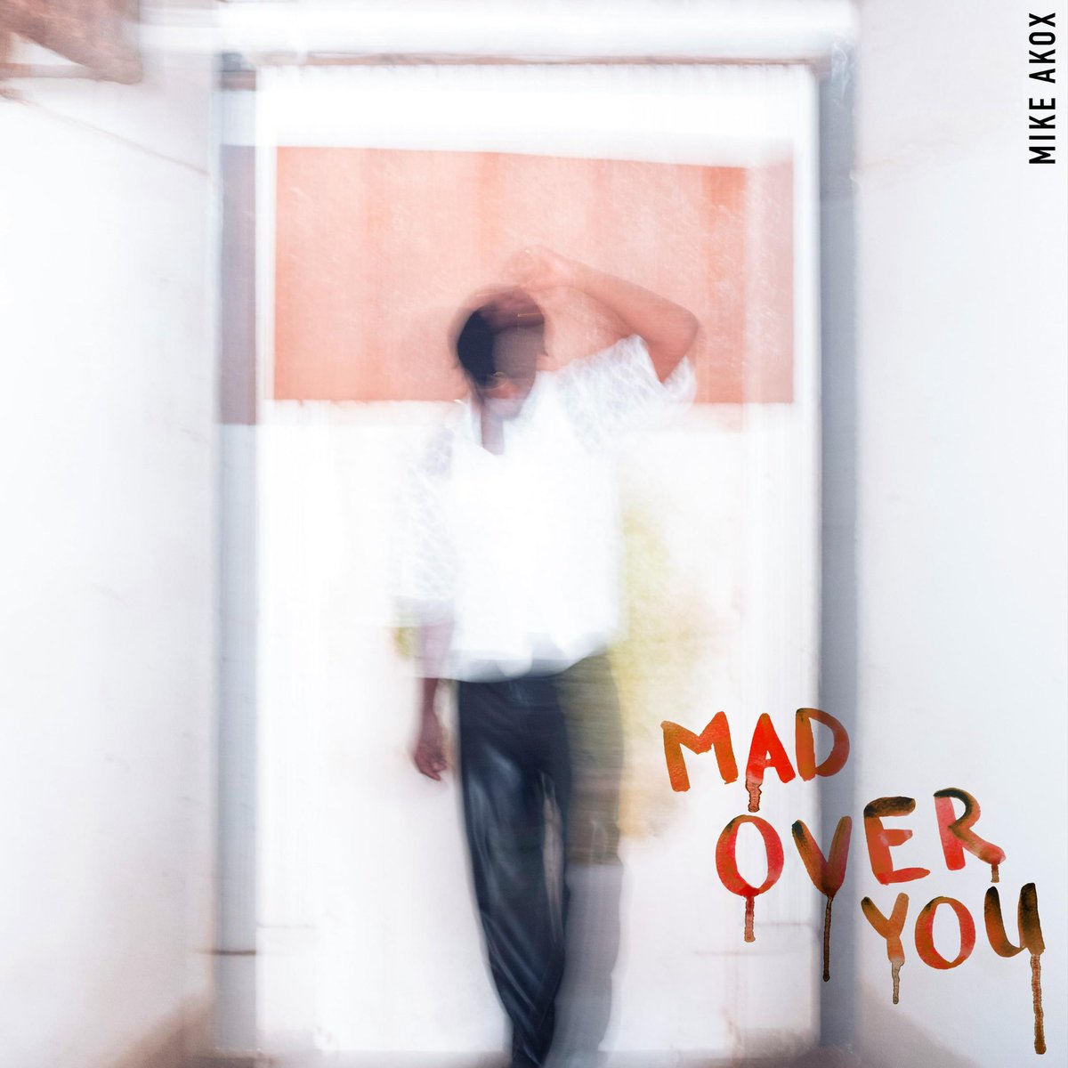 y1025fm's tweet photo. #ShoutsOnY w/@KayOfficialGH
Fast rising song writer and performer @MikeAkox speaks about how he’s deeply mad over a lady in this amazing record titled “MAD OVER YOU”
Kindly Check it out on all Dsps
That’s our song today for #NewAt2 https://t.co/KLsG9b9TGV