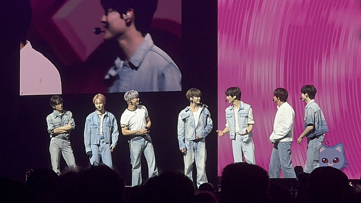i4ksy's tweet photo. no guys i miss them bad https://t.co/US2yh8GXDx