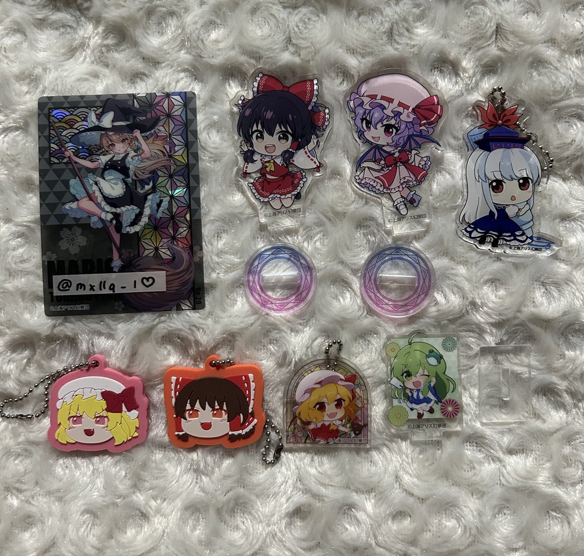 mxllq_1's tweet photo. 【交換】東方Project  DAISO ウエハースカード アニメイト特典 ラバーチャーム ミニアクリルスタンド アクリルキーホルダー ステッカー プチキャンバスコレクション

譲 : 画像
求 : 同異種魔理沙

♡纏めての方優先
♡レート差可
♡1点~のお声がけ可

検索からでもお気軽にお声がけください🎀 https://t.co/q7Z69feht4