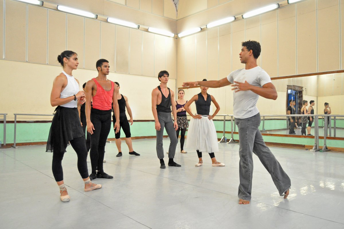 Carlos Acosta CBE (@cacostaofficial) on Twitter photo A decade of movement, passion, and
transformation. 🎉 Full celebrations for <a href="/AcostaDanza/">Acosta Danza</a>'s 10th anniversary begin very soon - thank you to all who have been part of our journey.
Photo: Yuris Nórido A decade of movement, passion, and
transformation. 🎉 Full celebrations for <a href="/AcostaDanza/">Acosta Danza</a>'s 10th anniversary begin very soon - thank you to all who have been part of our journey.
Photo: Yuris Nórido