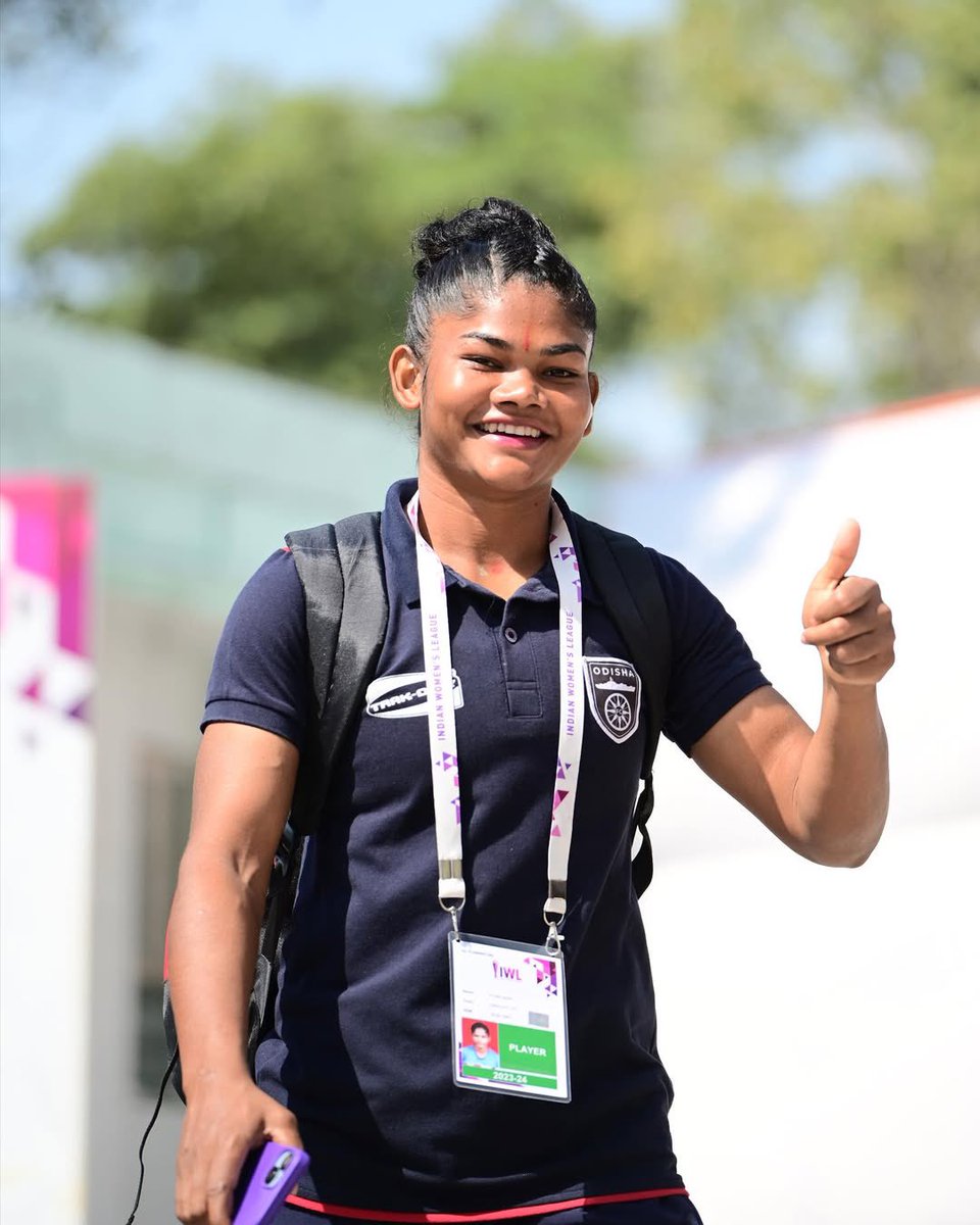Our homegrown star and dynamic force, Pyari Xaxa has been crowned FPAI Women’s Indian Player of the Year 2025, chosen by her fellow athletes. 🌟💫
Many, many congratulations, Pyari - you are a true inspiration! 💜

#OdishaFC #IndianFootball