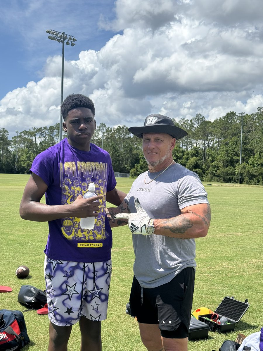 Kingston Burnett tweet media