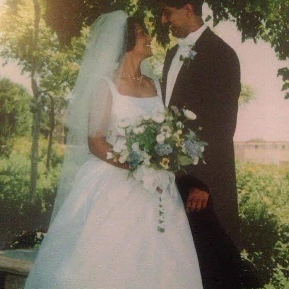 sumisthomas's tweet image. After twenty-four years of marriage, Mat and I find ourselves quietly marveling at the tapestry we’ve woven, thread by thread, year by year. It’s a story of beauty. Of joys that came unexpectedly, of sorrows that visited uninvited, of trials that tested more than we thought they…