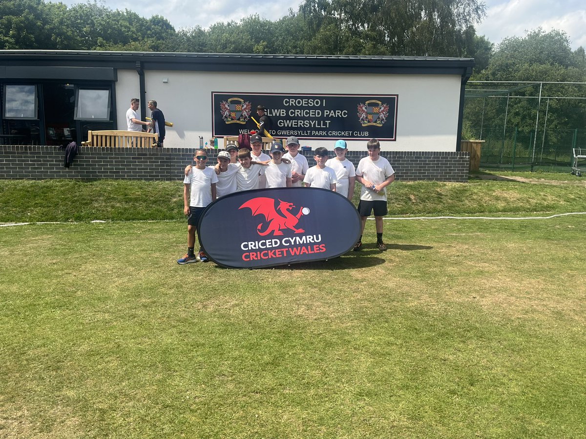 CoachWrexham's tweet image. Congratulations to All Saints Gresford for winning Wrexham area finals today they will now represent Wrexham on 8th July at Colwyn Bay.
🏏7 Schools
🏏🏏8 Teams
🏏🏏🏏 17 Matches
Big thanks to @GwersylltParkCC for hosting area finals
@CricketWales @ActiveWrexham