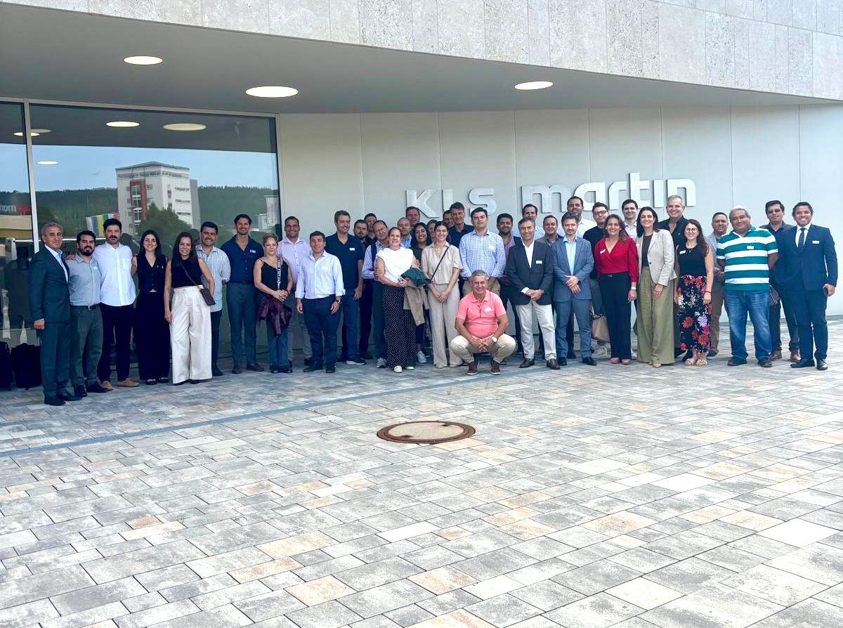 📍El Dr. Florencio Monje Gil participó la pasada semana en dos eventos científicos celebrados en Alemania: como ponente en el Latin American Summit, organizado en las instalaciones de <a href="/klsmartin/">KLS Martin Group</a> en Tuttlingen 🇩🇪, y en la reunión del comité ejecutivo de SORG.