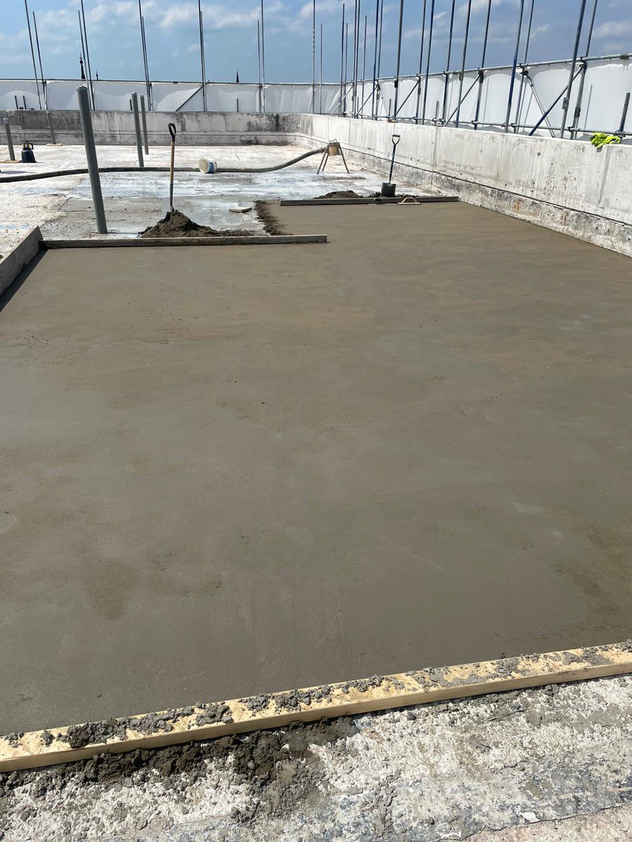 siteform_f's tweet image. Works have today started on our project in Stockport, supplying & installing over 400m2 of Retinol sand/ cement screeds on the roof area